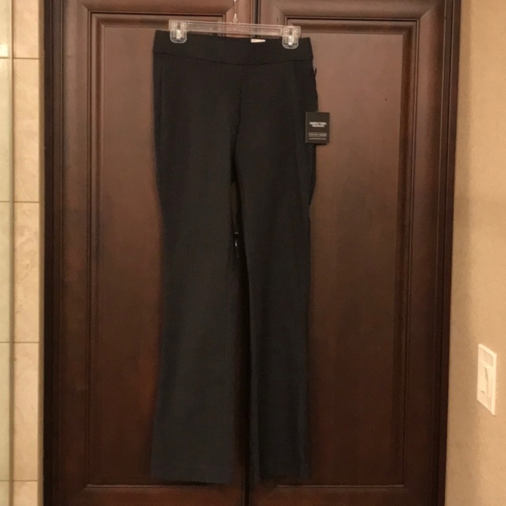 Vera Wang bootcut pants NWT